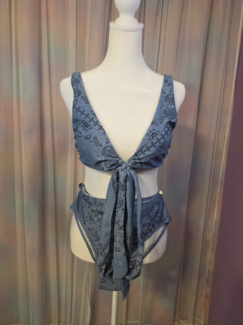 Romwe Periwinkle Blue Bandana Paisley Tie Front 2 Piece Bikini Set Size Small